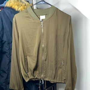 Ross women’s lightweight bomber coat